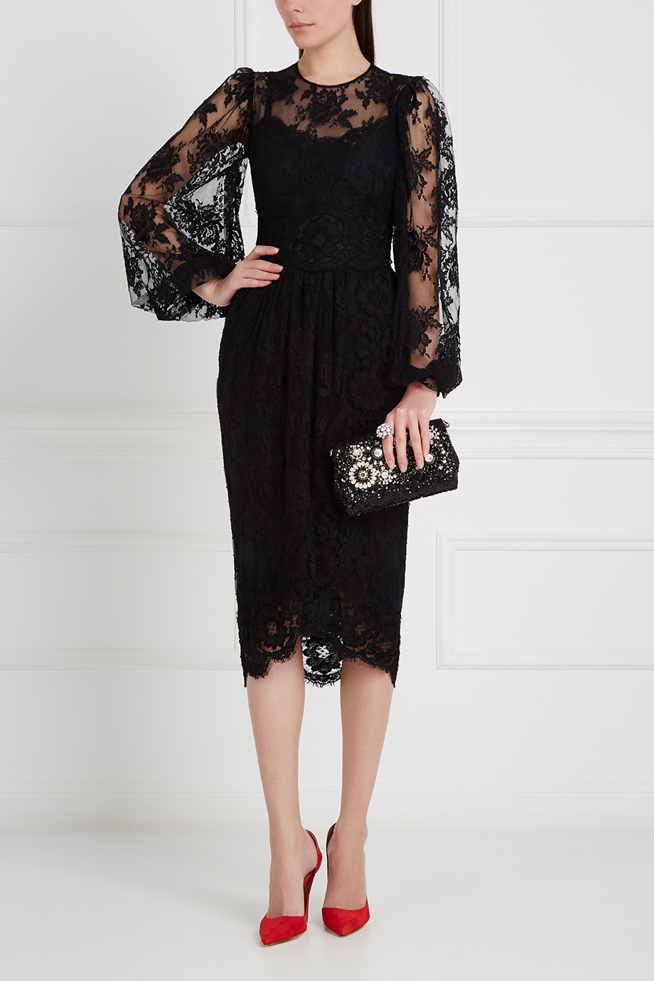 Декольтированное черное кружевное платье Dolce Gabbana