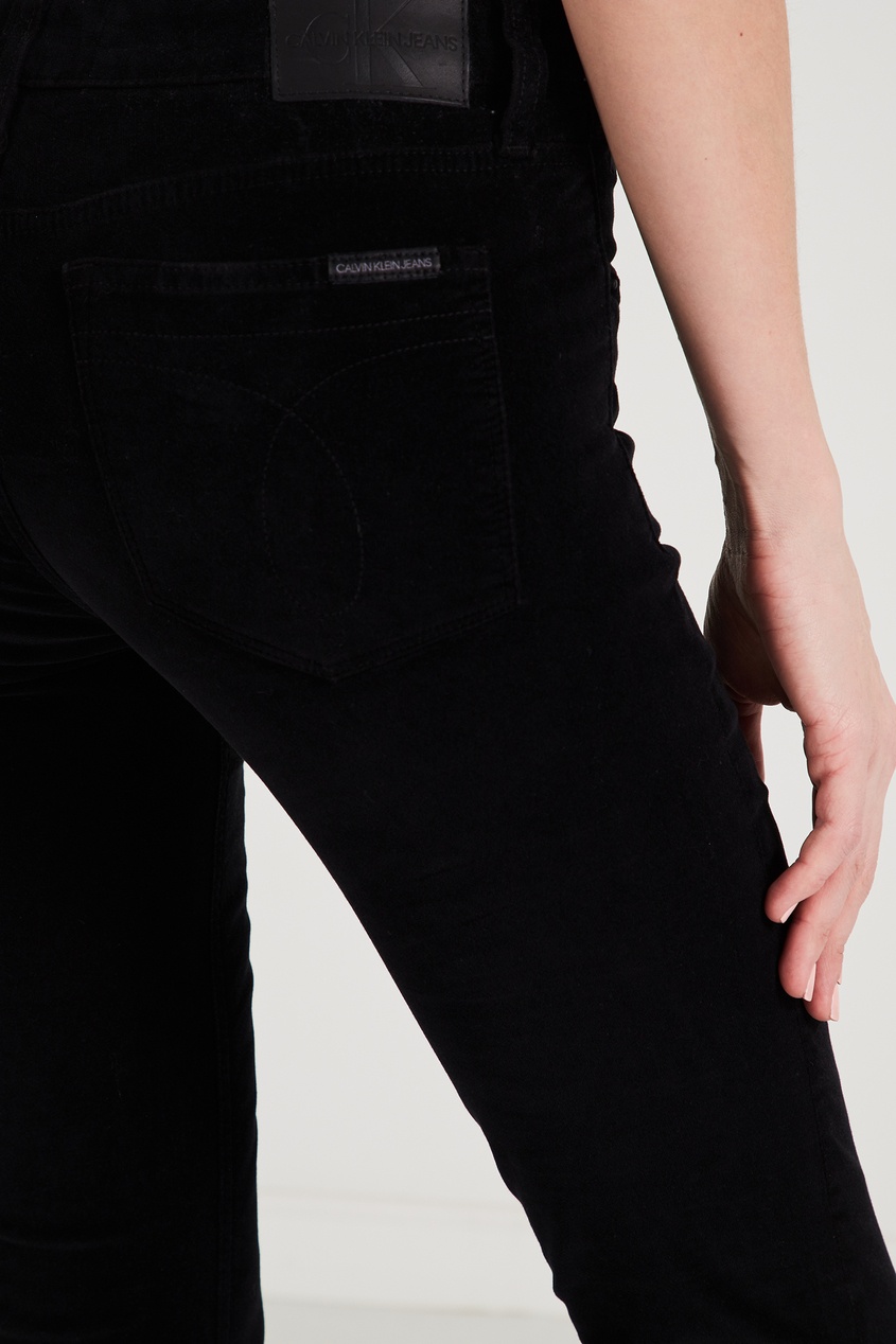 фото Черные джинсы с карманами calvin klein