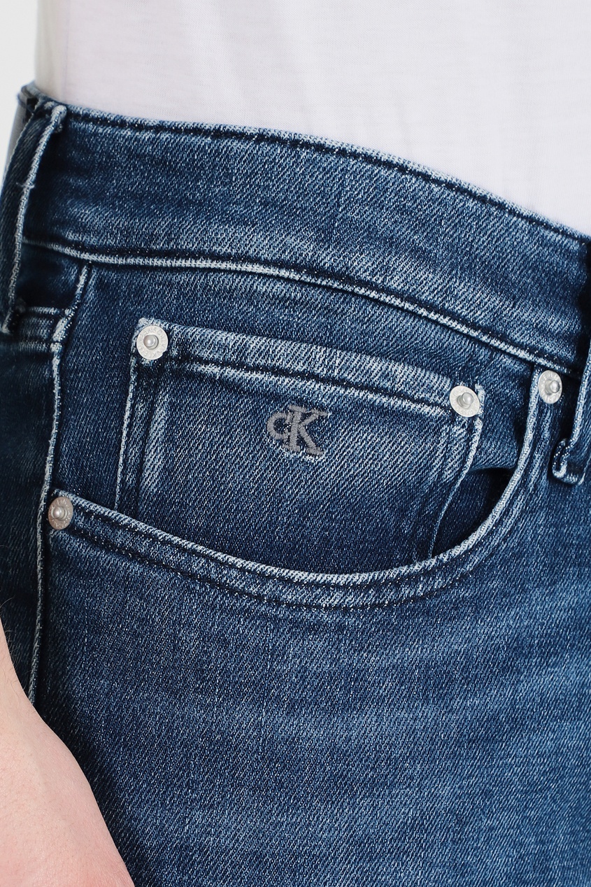 фото Синие джинсы с пятью карманами calvin klein