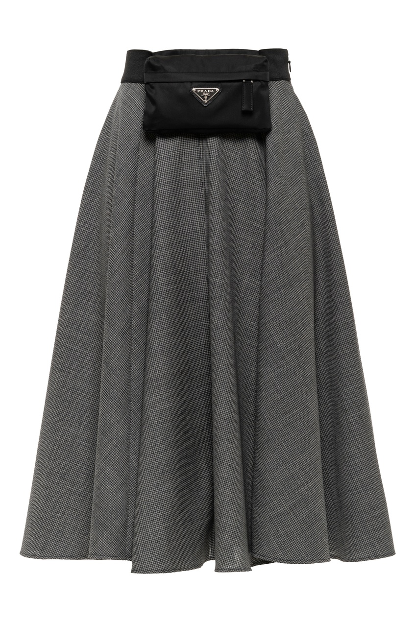 фото Серая юбка с кошельком на поясе prada