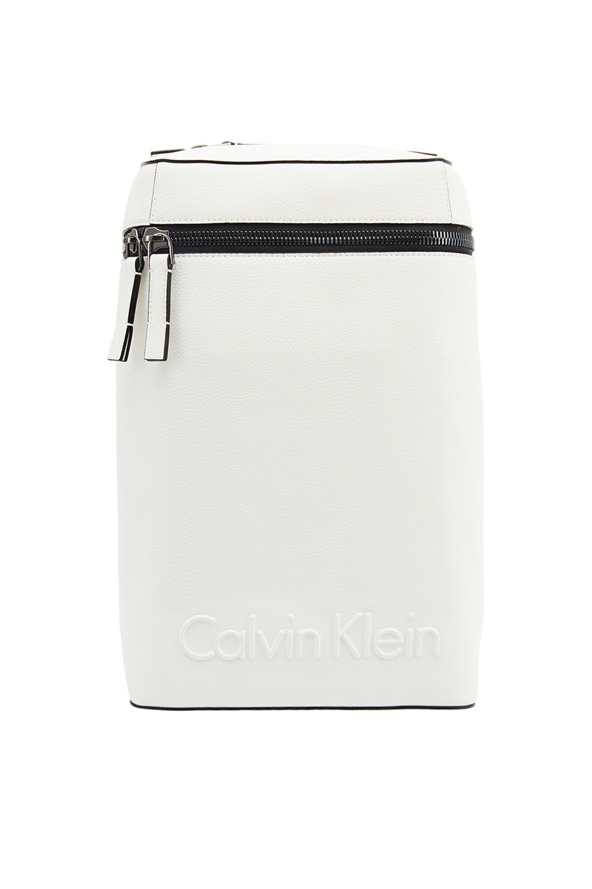 фото Белый рюкзак с логотипом calvin klein