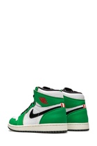 jordan lucky green 1
