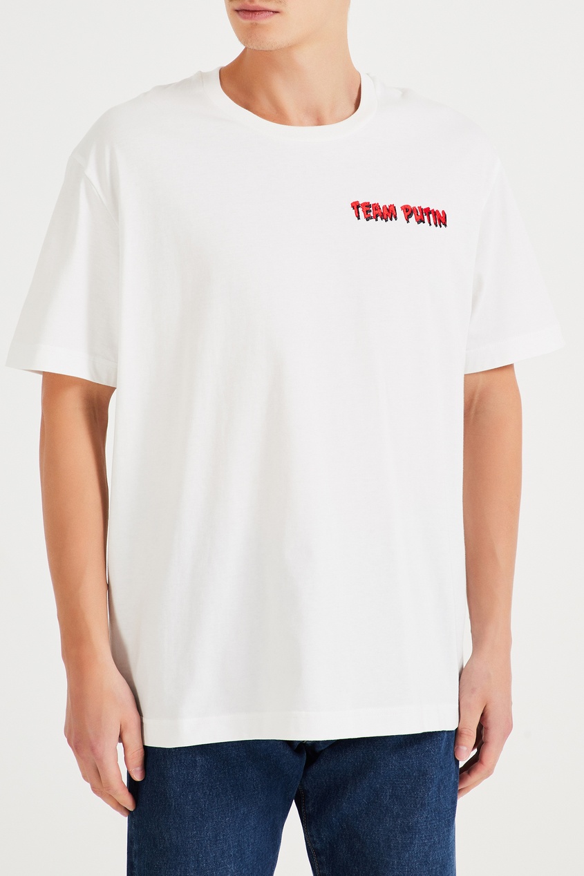 фото Белая футболка с красным логотипом Team putin