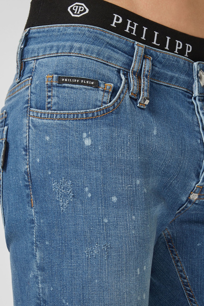 фото Голубые узкие джинсы с пятнами Philipp plein