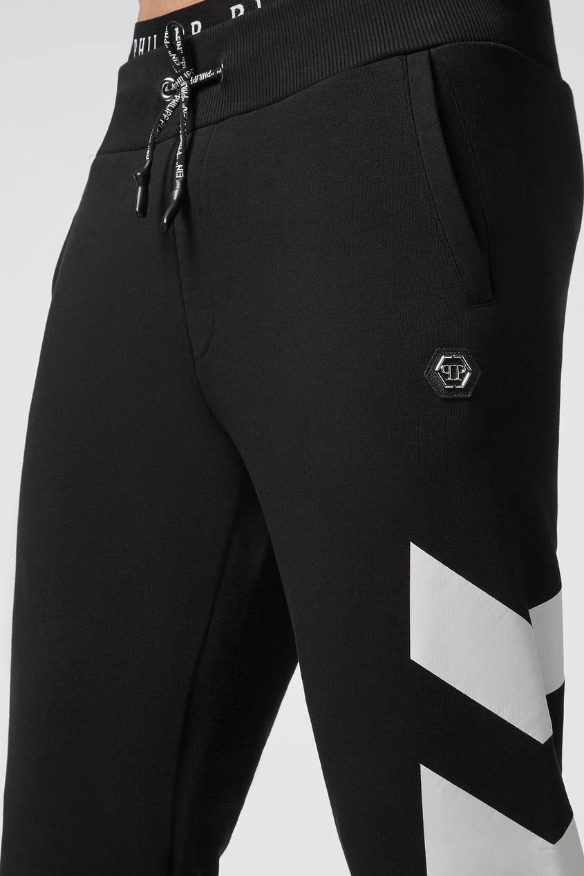 фото Черные спортивные брюки с белым узором Philipp plein