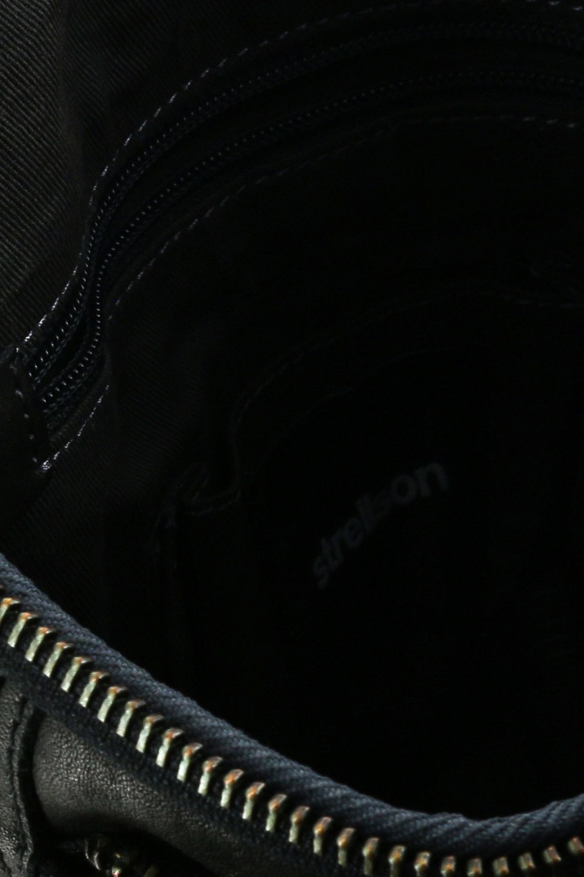 фото Кожаная сумка на молнии strellson