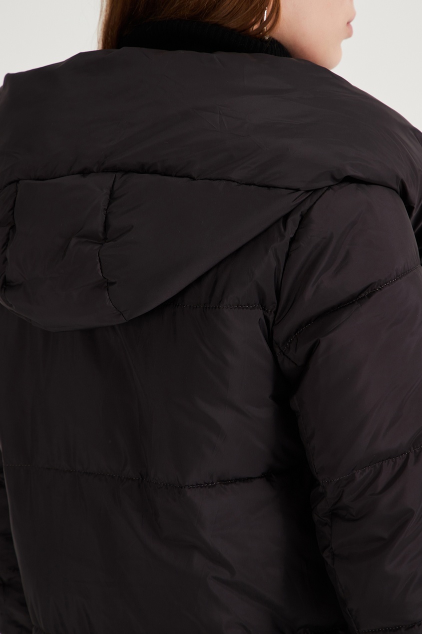 фото Черное стеганое пальто milamarsel