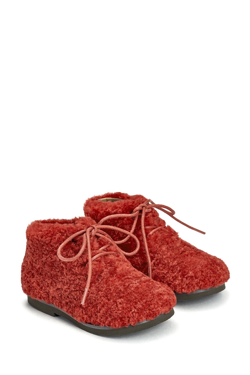 фото Красные ботинки из искусственного меха age of innocence