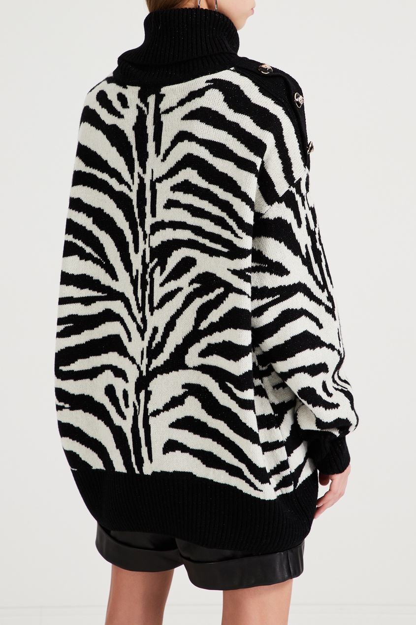 фото Черно-белый свитер с зебровыми узорами maison bohemique