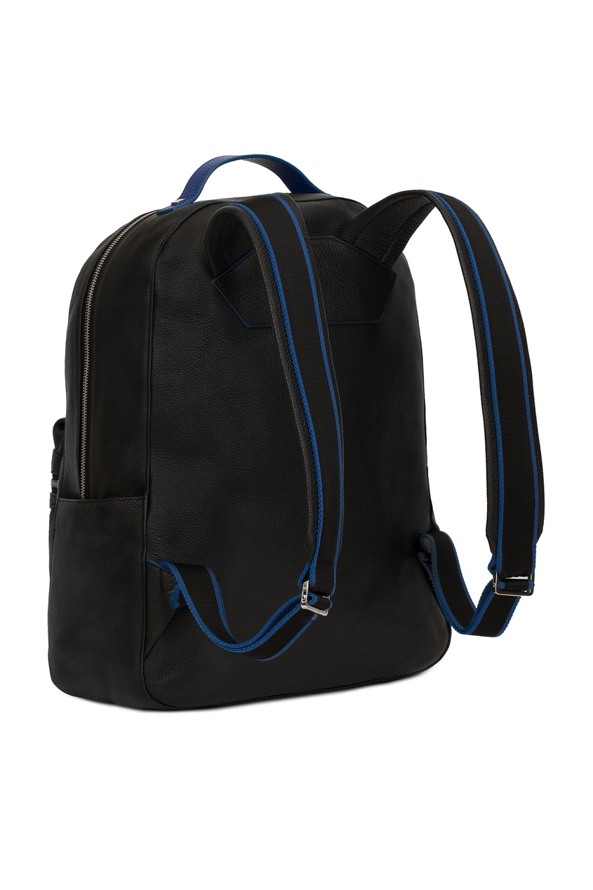 фото Черный рюкзак с синими полосками furla