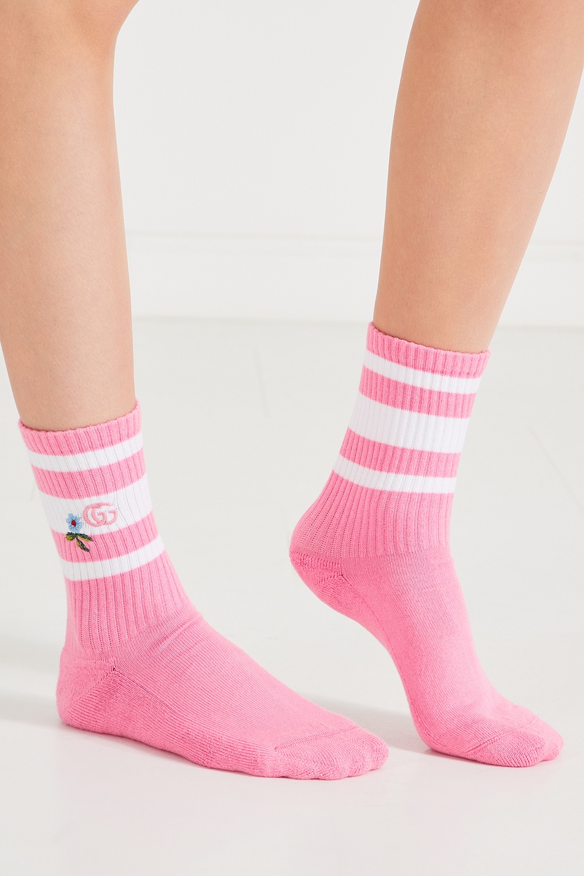 Розово белые носки. Розовые носки. Носки розовые женские. Ярко розовые носки. Носки розовый женские длинные.