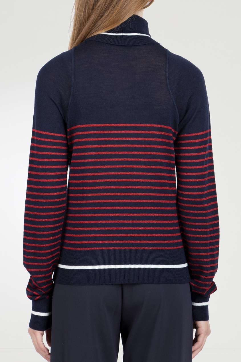 фото Синий свитер с красными полосками no.21