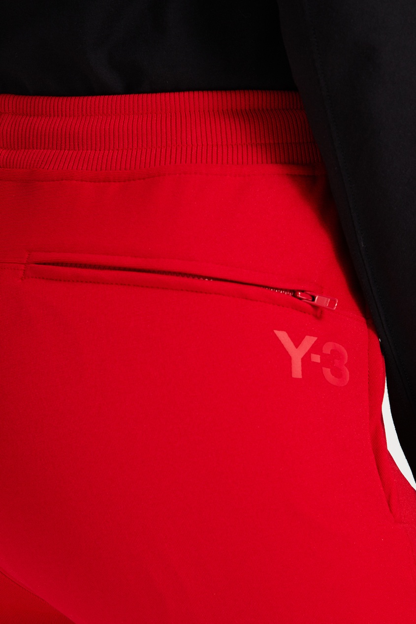 фото Красный спортивный костюм Y-3