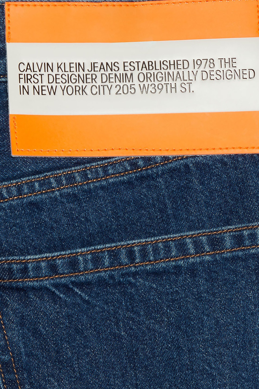 фото Синие джинсы с вышивкой Calvin klein