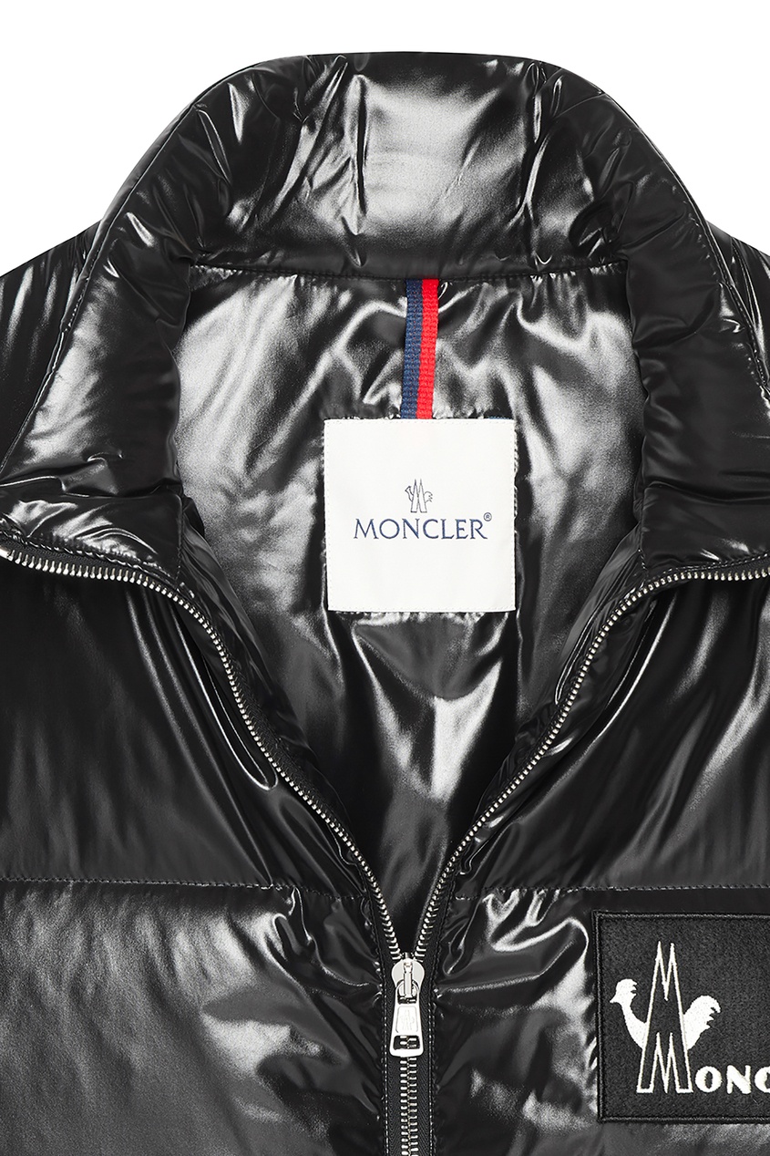 фото Стеганый жилет черного цвета Moncler