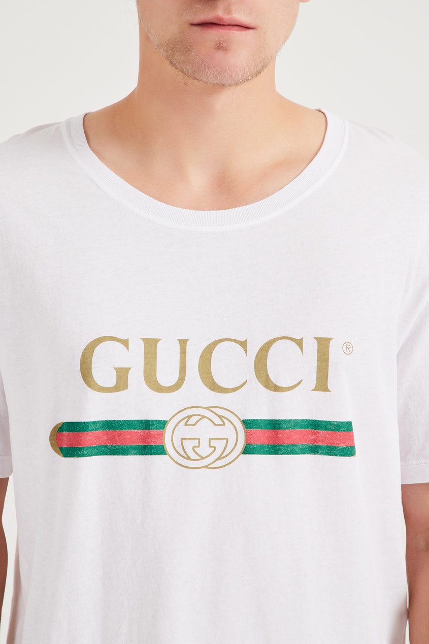 фото Белая футболка с фирменным логотипом Gucci man