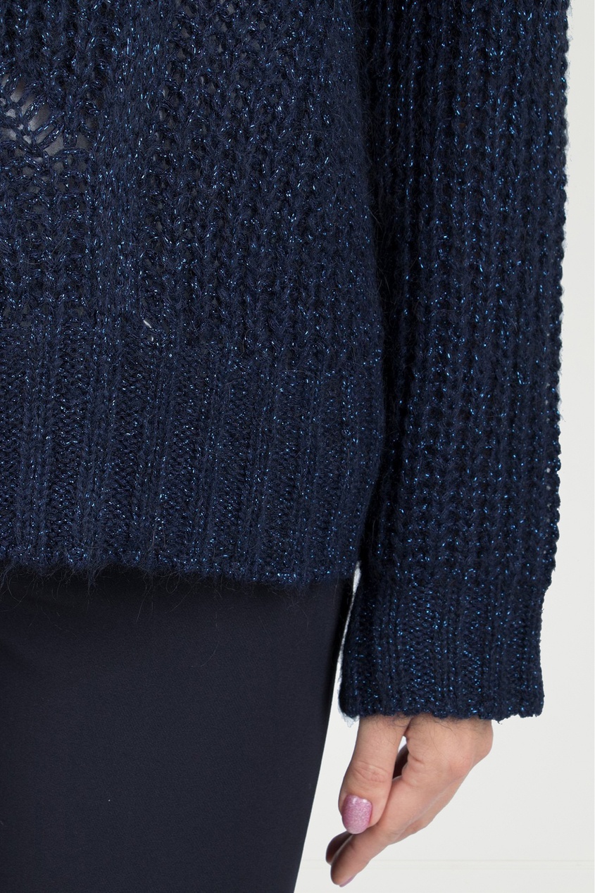 фото Объемный свитер из темно-синей пряжи liu jo