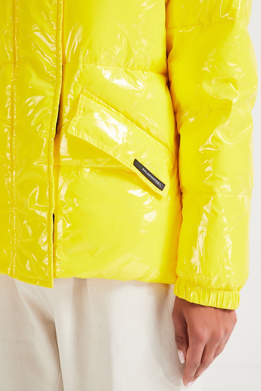 Куртка желтого цвета