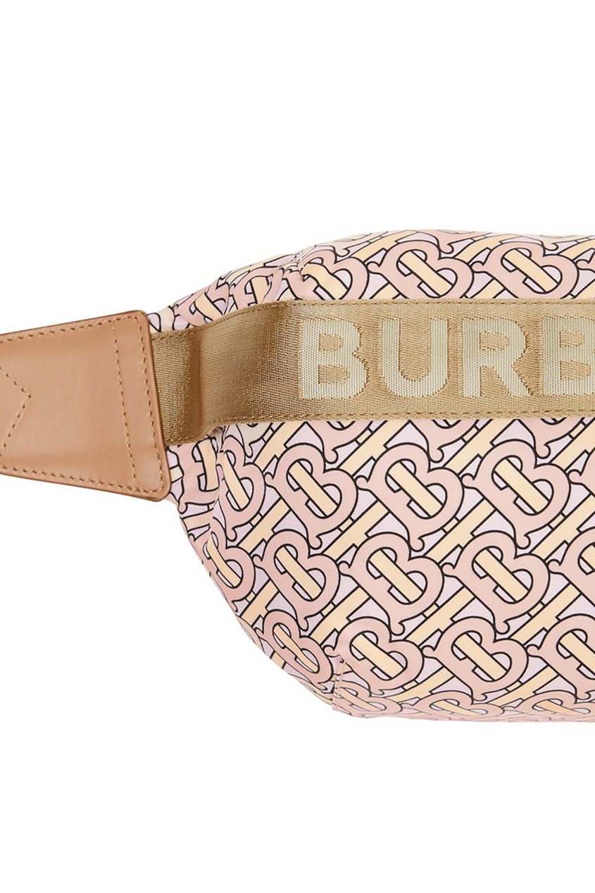 фото Розовая поясная сумка burberry