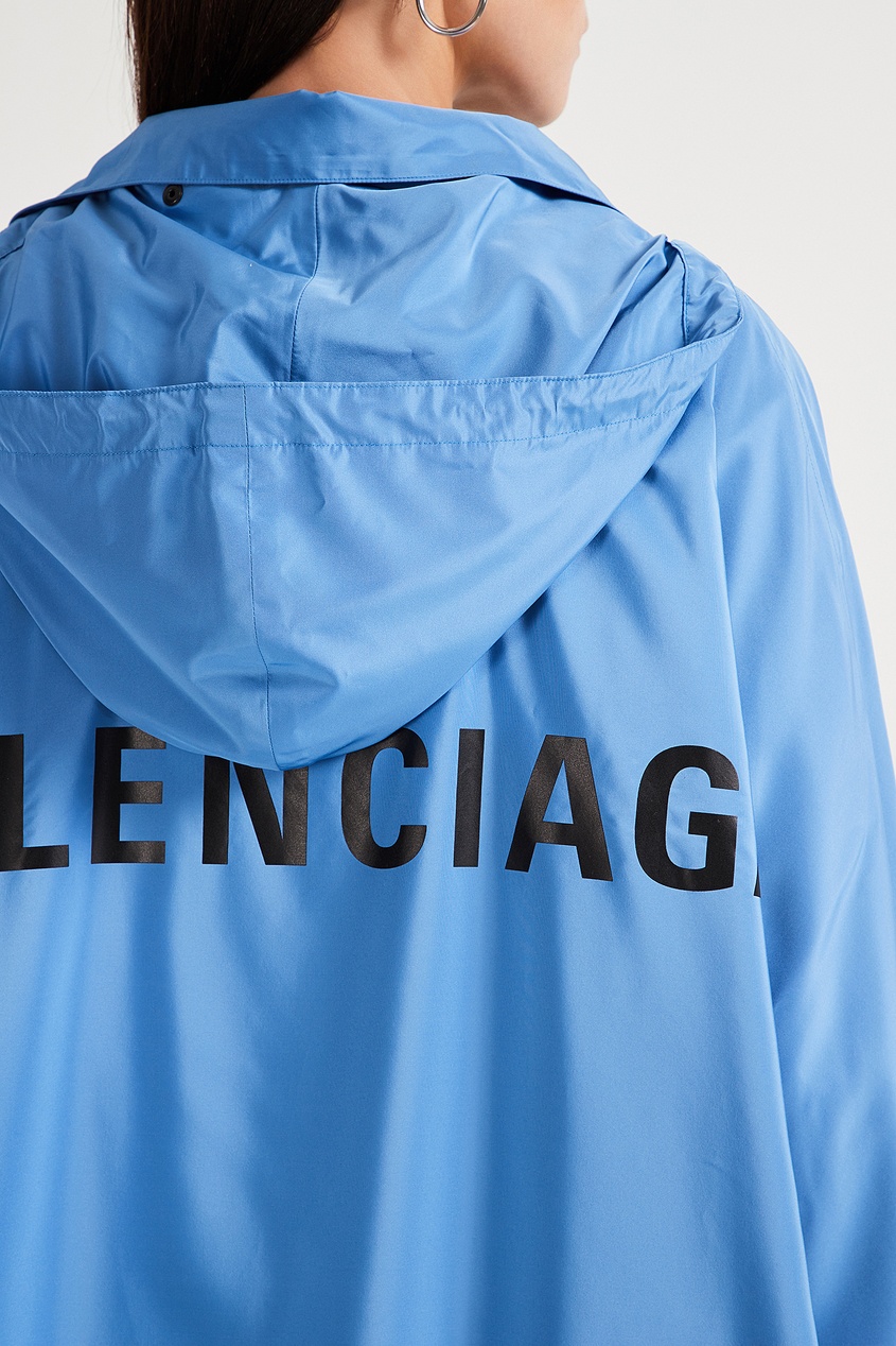фото Голубой плащ с капюшоном Balenciaga