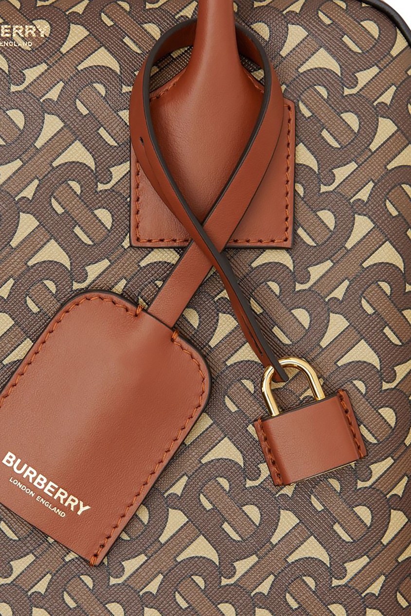 фото Коричневая сумка с монограммами Burberry