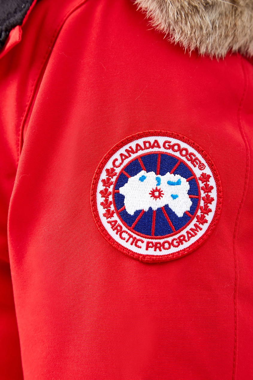 фото Красная парка с объемным капюшоном Canada goose