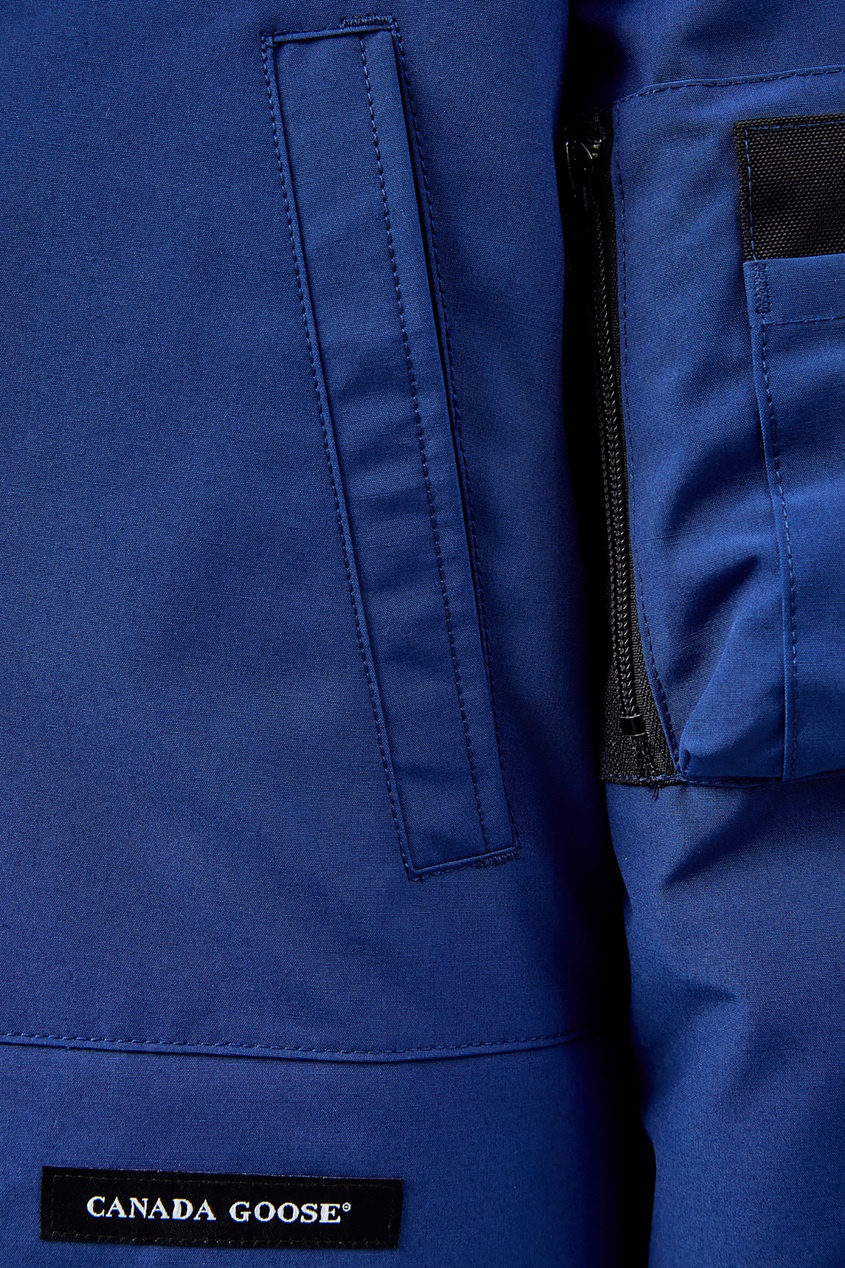 фото Синяя куртка со вставками-резинками canada goose
