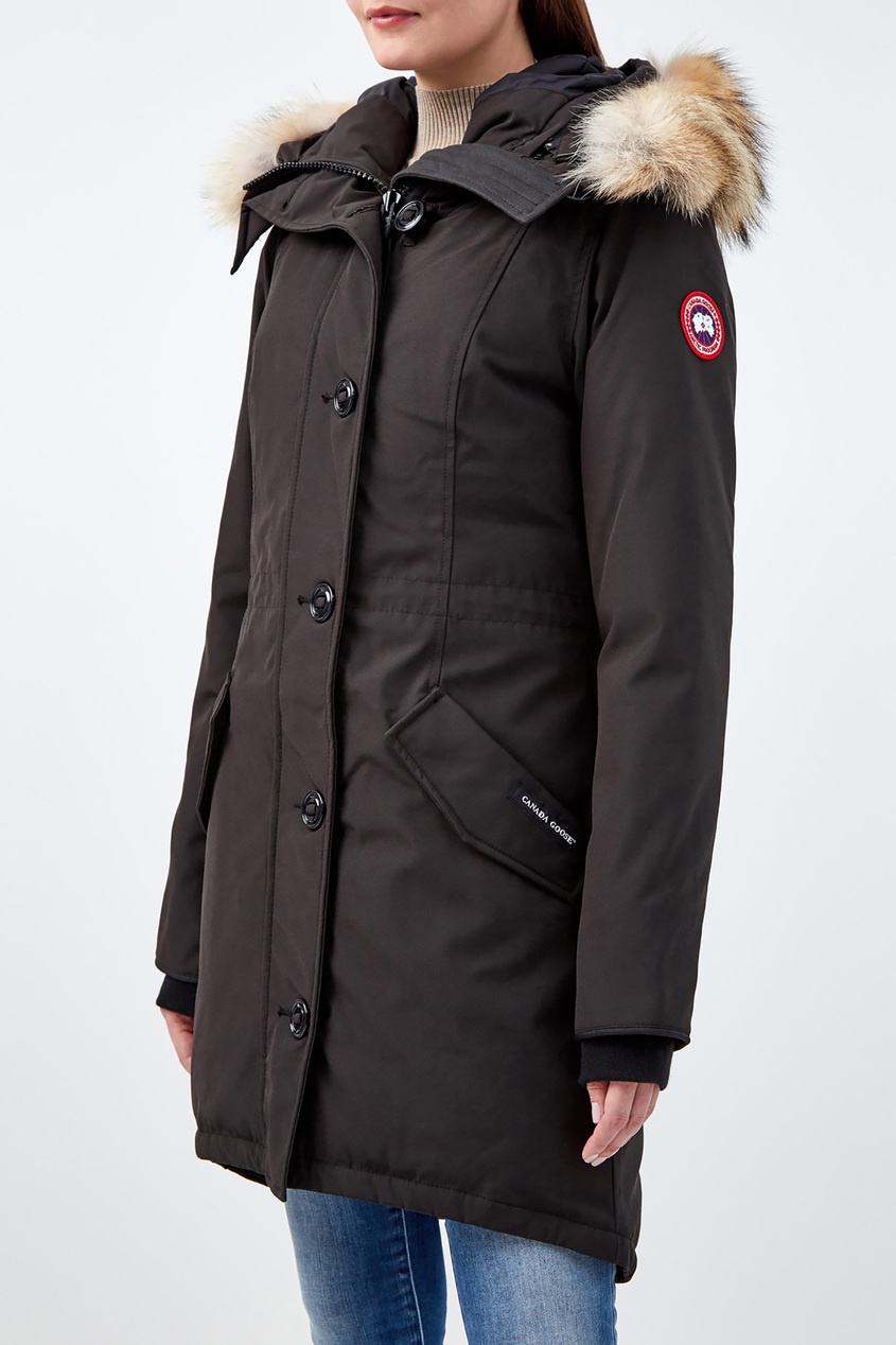 фото Черная парка с молнией canada goose