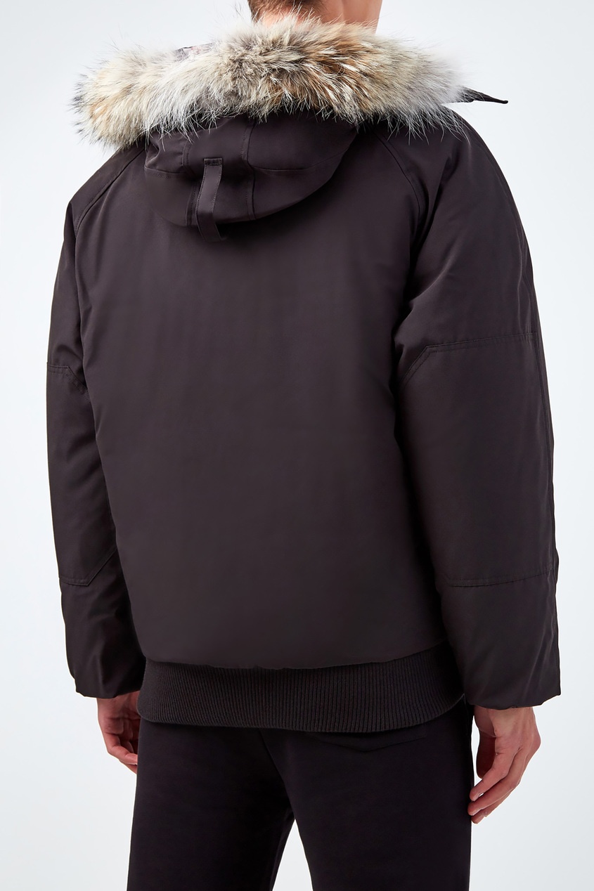 фото Черная куртка со вставками-резинками canada goose