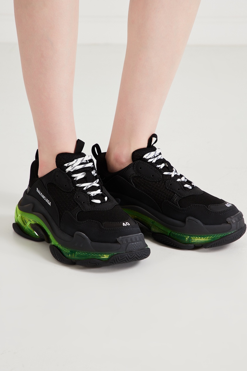 фото Желто-черные кроссовки triple s clear sole balenciaga