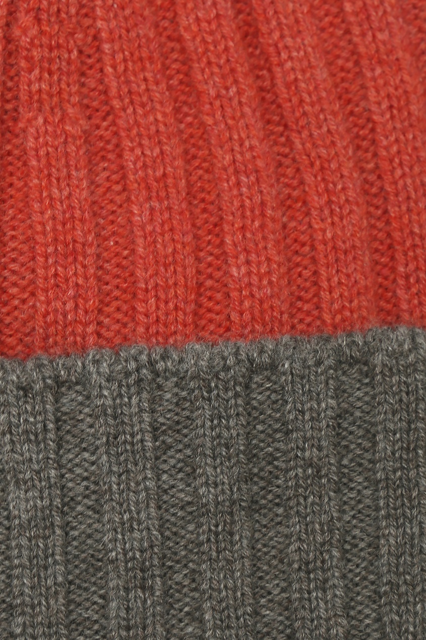 фото Оранжевая шапка с контрастным отворотом viadeste
