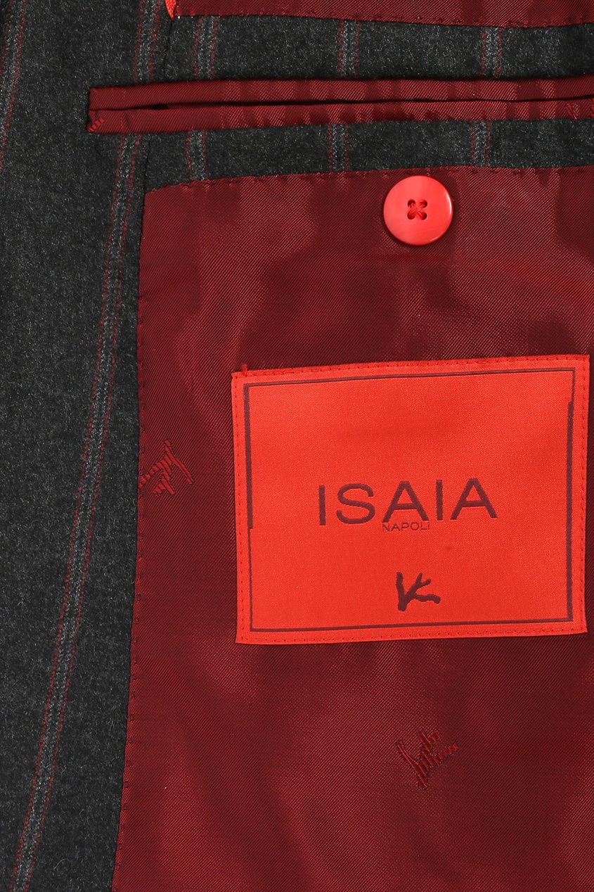 фото Черный костюм в красную полоску Isaia