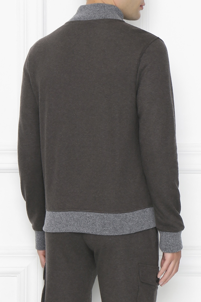 фото Коричневый свитер с контрастной отделкой Capobianco