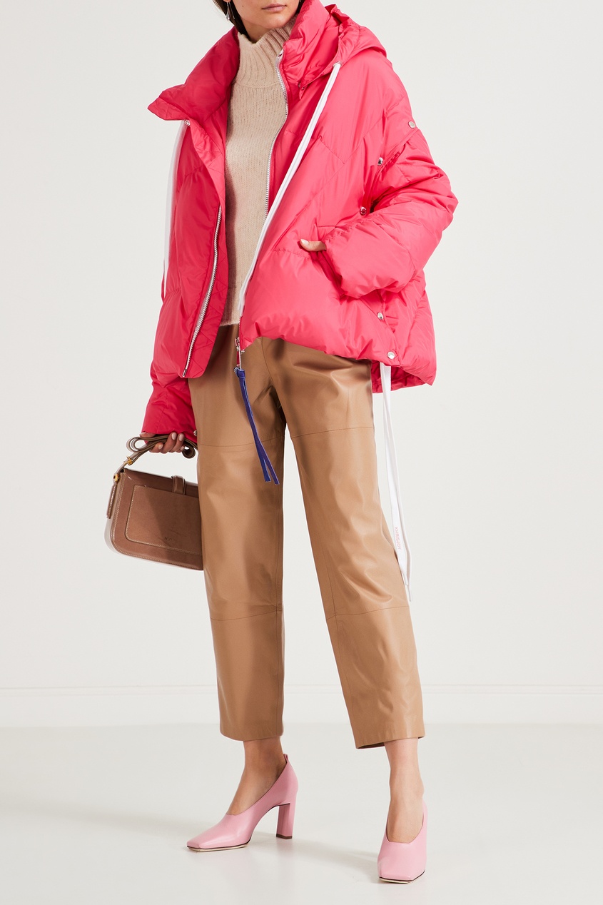 фото Розовая куртка-пуховик со съемными рукавами khrisjoy