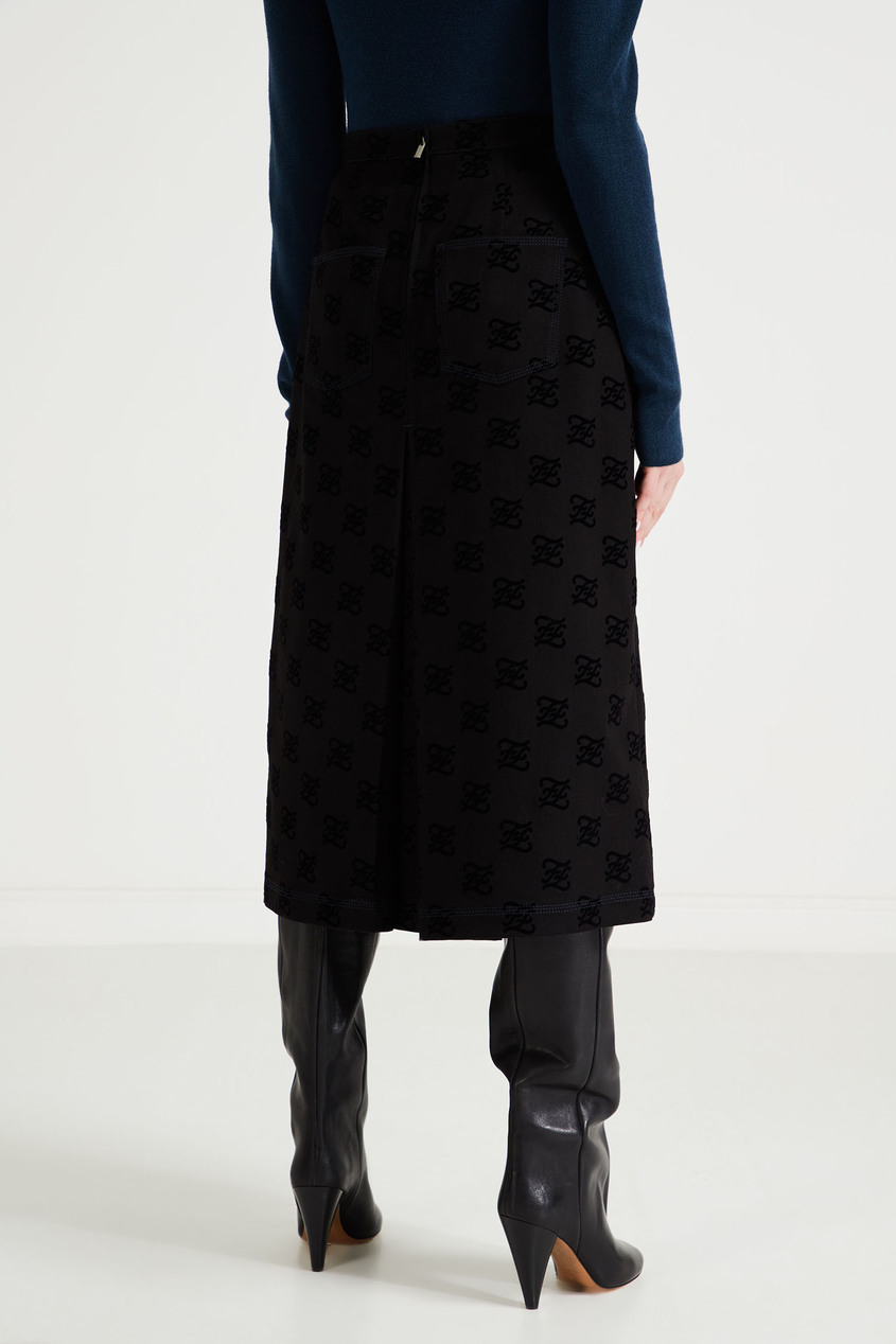 фото Черная юбка с узором karligraphy fendi