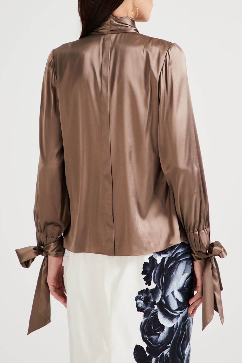 фото Шелковая блуза с завязками Igor gulyaev
