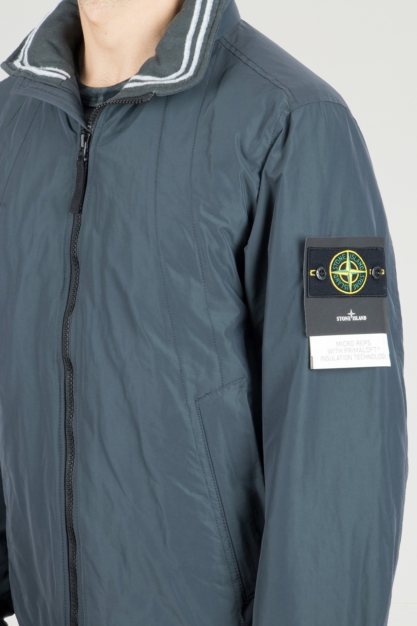 фото Серая куртка из смесовой ткани stone island