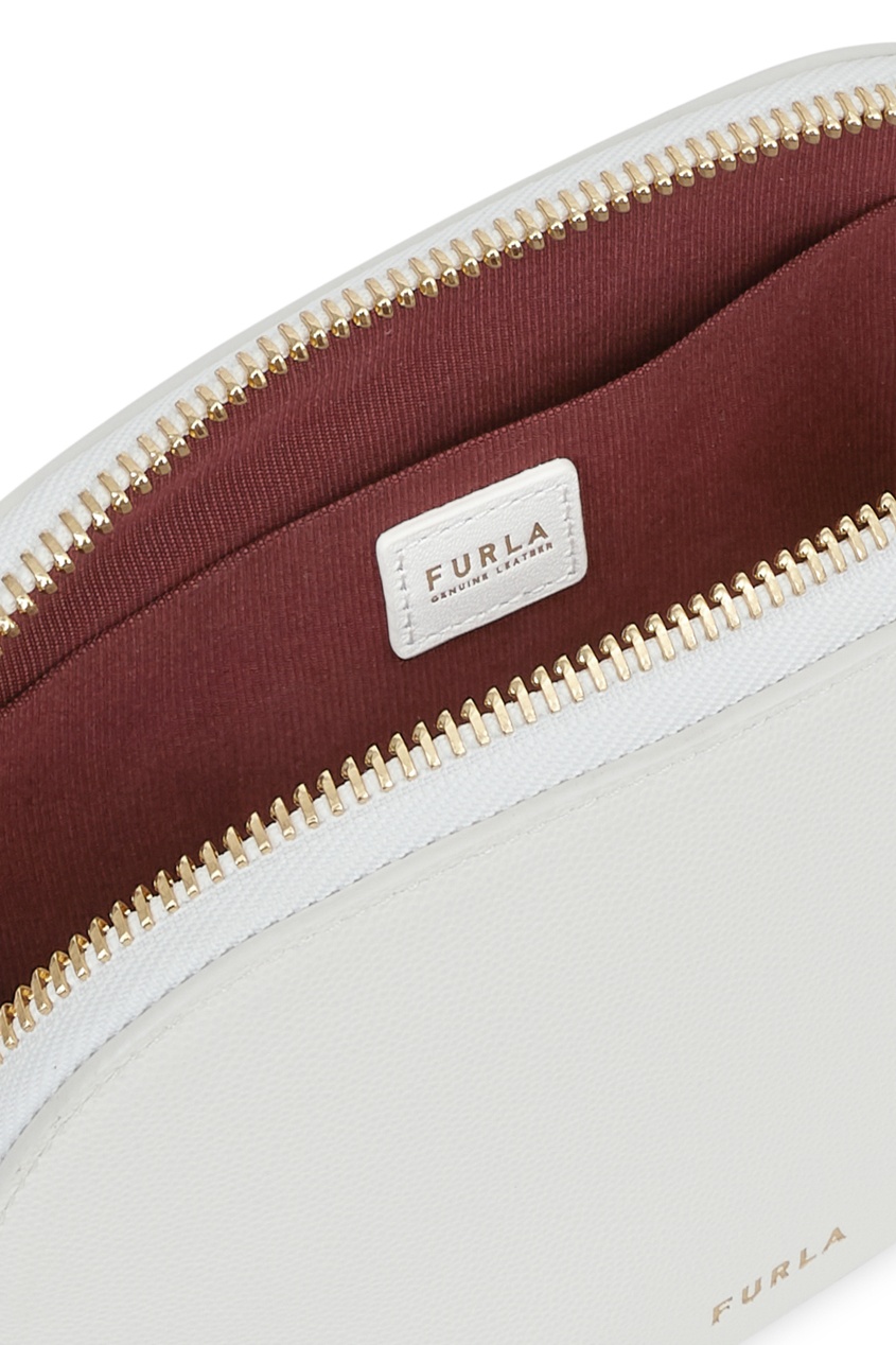 фото Белая поясная сумка на молнии furla