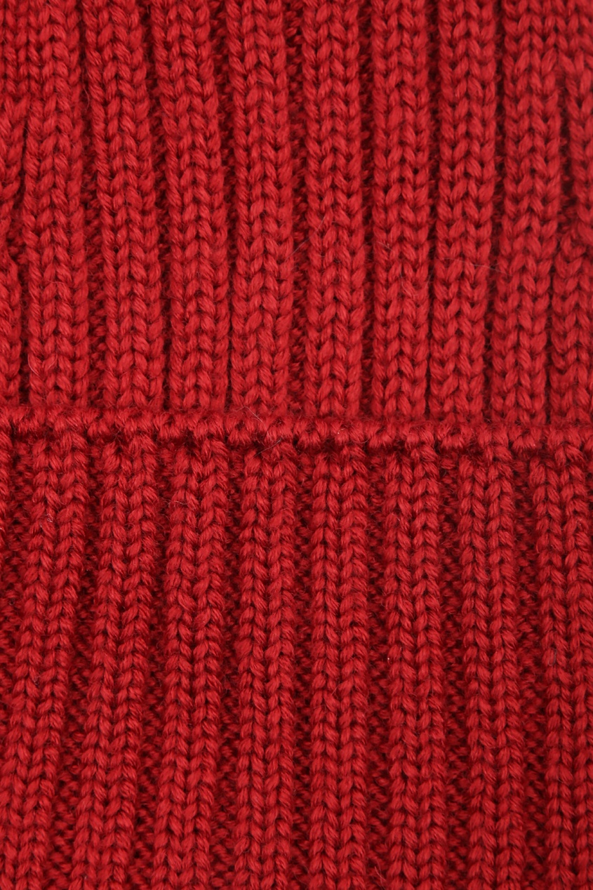 фото Красная шапка из шерсти bosco