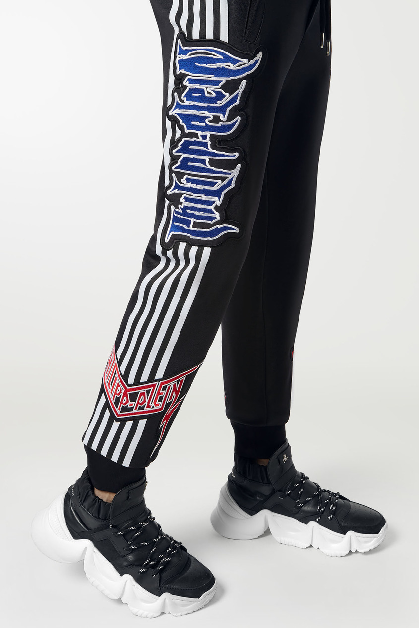 фото Спортивные брюки с полосками и нашивками philipp plein