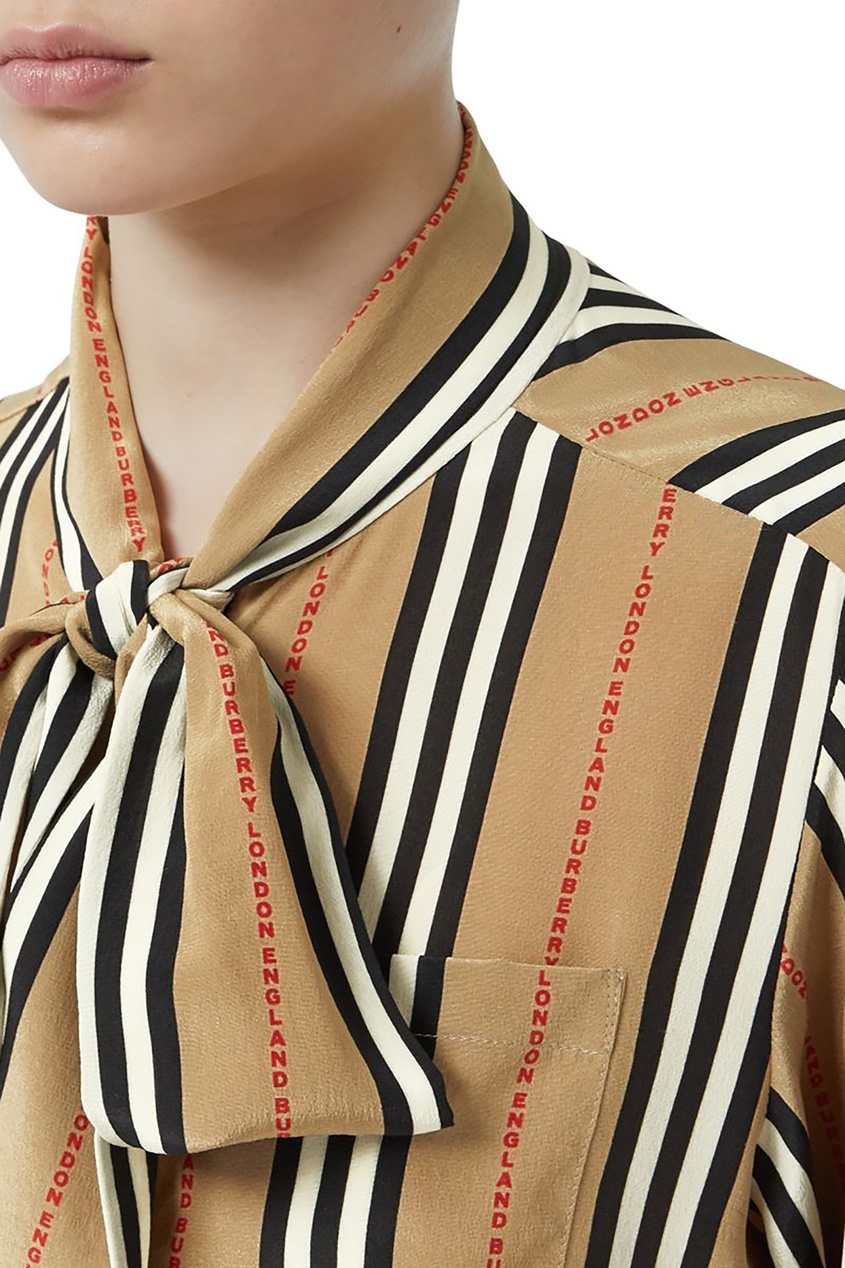 фото Бежевая блуза в полоску burberry