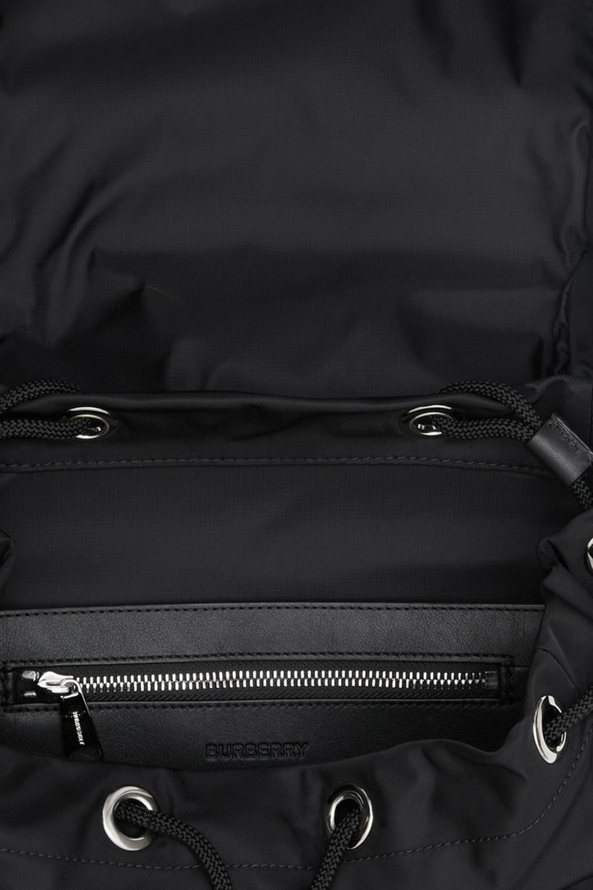 фото Черный большой рюкзак из нейлона burberry
