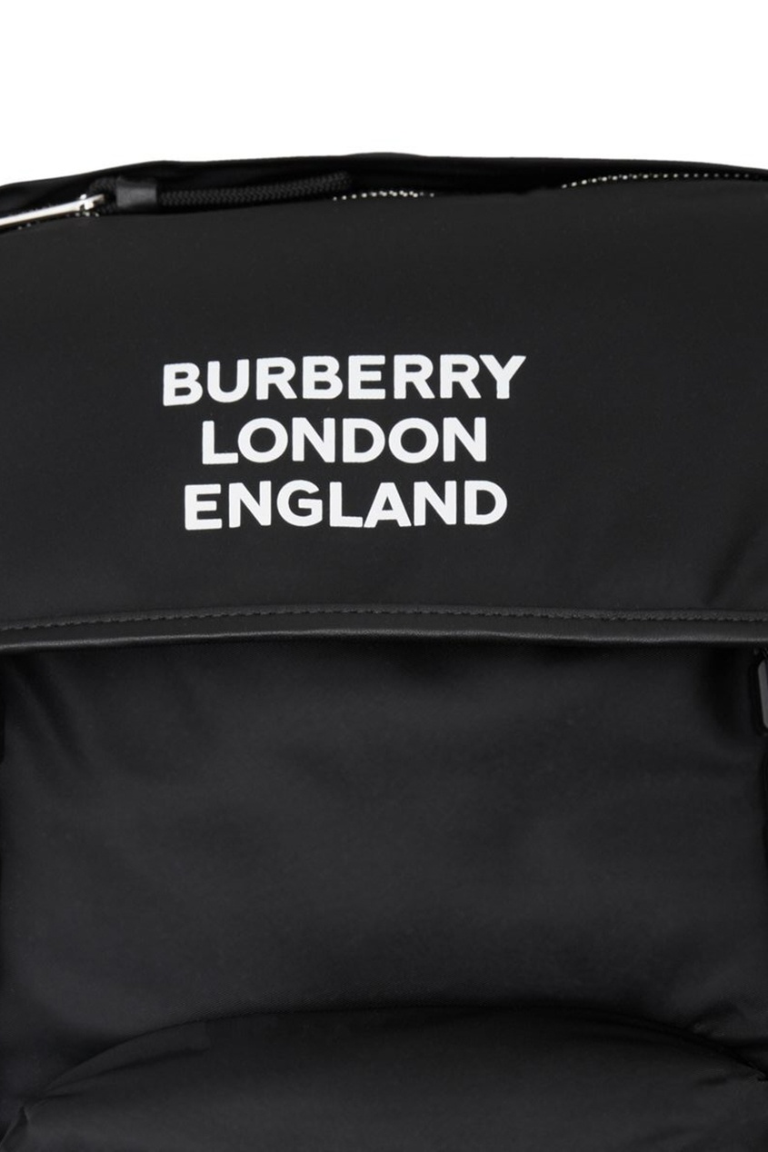 фото Черный большой рюкзак из нейлона burberry