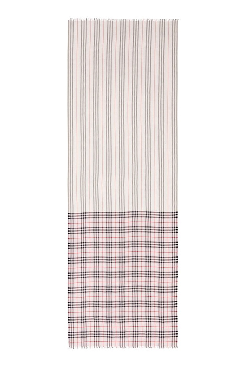 фото Светлый шарф в клетку vintage check burberry