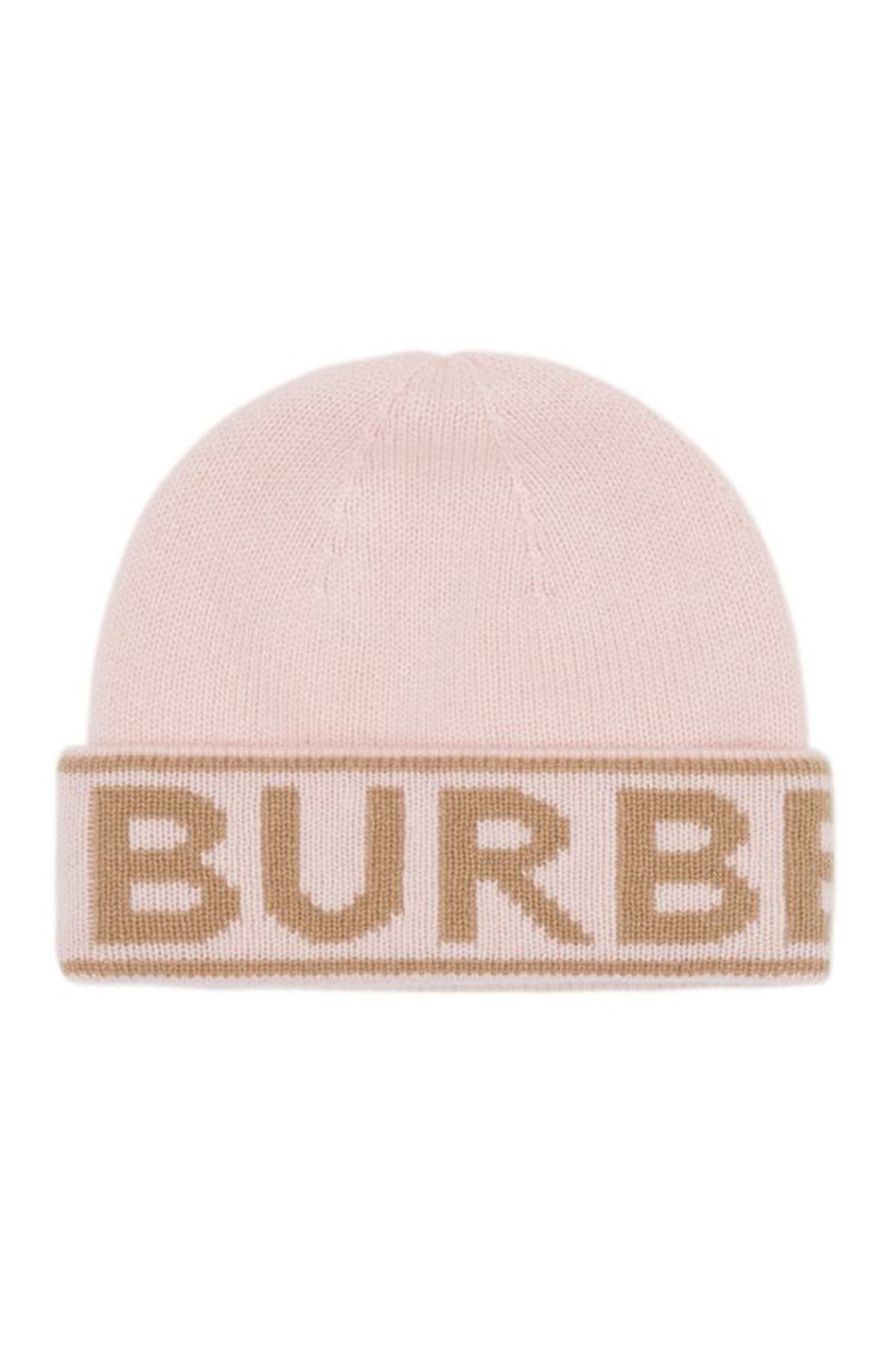 фото Розовая шапка с надписью burberry