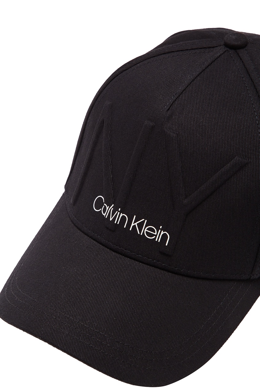фото Черная кепка с логотипом calvin klein