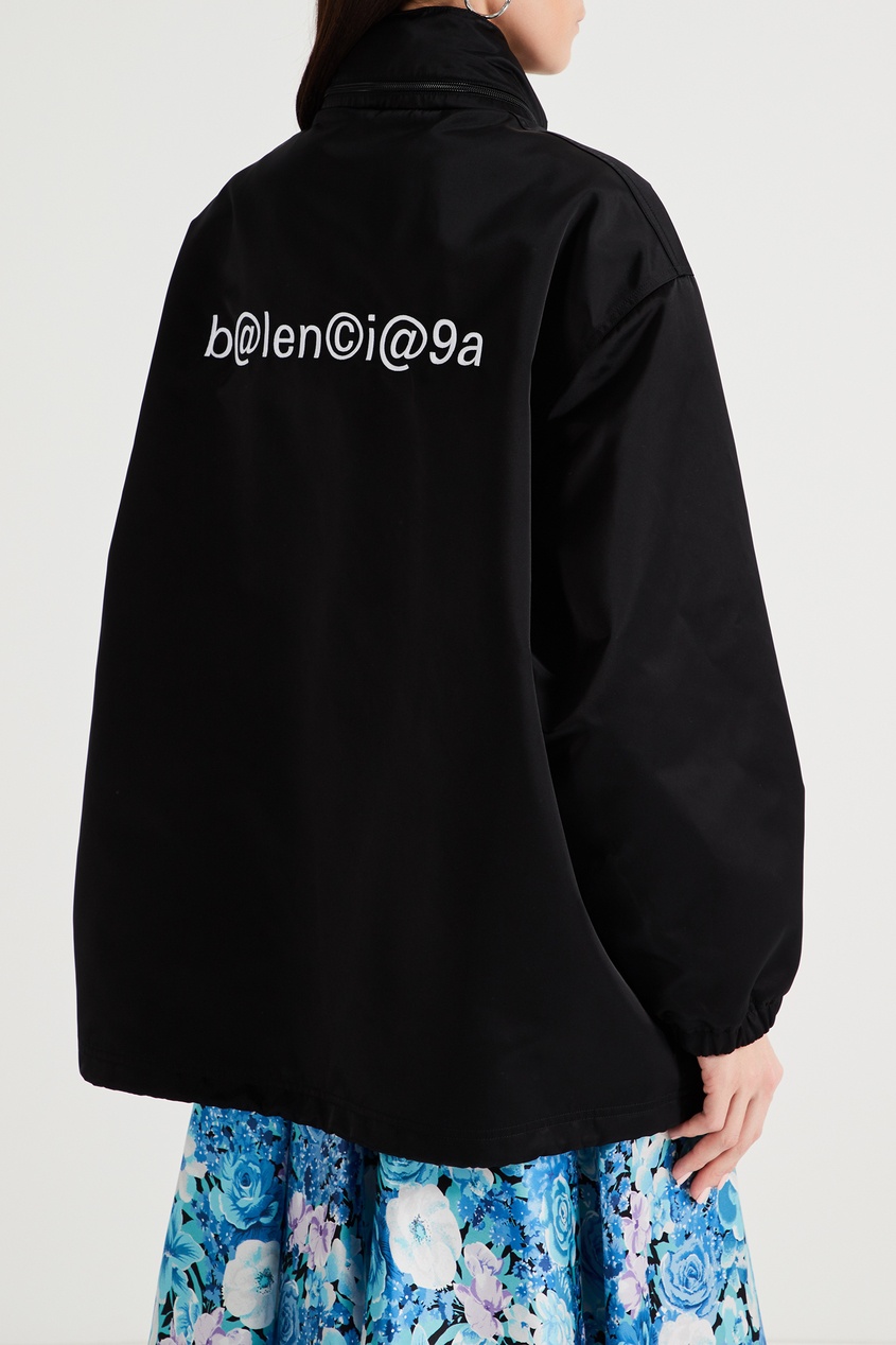 фото Черная куртка оверсайз с логотипом balenciaga
