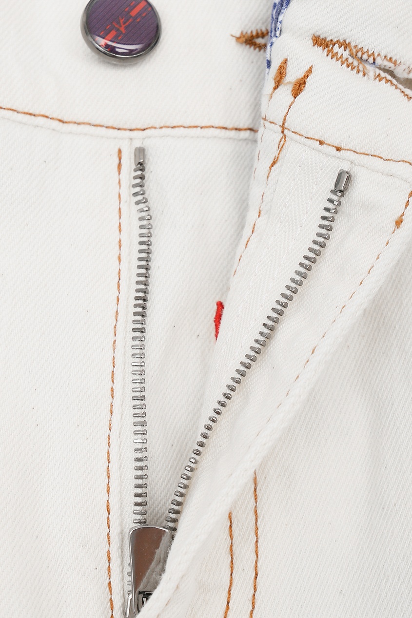 фото Белые джинсы с контрастной строчкой isaia