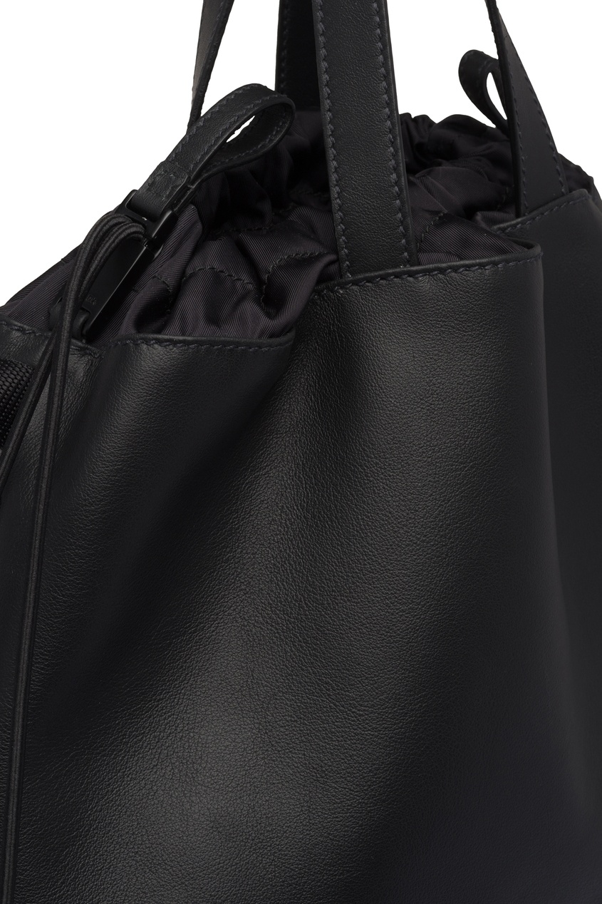 фото Черный кожаный рюкзак prada