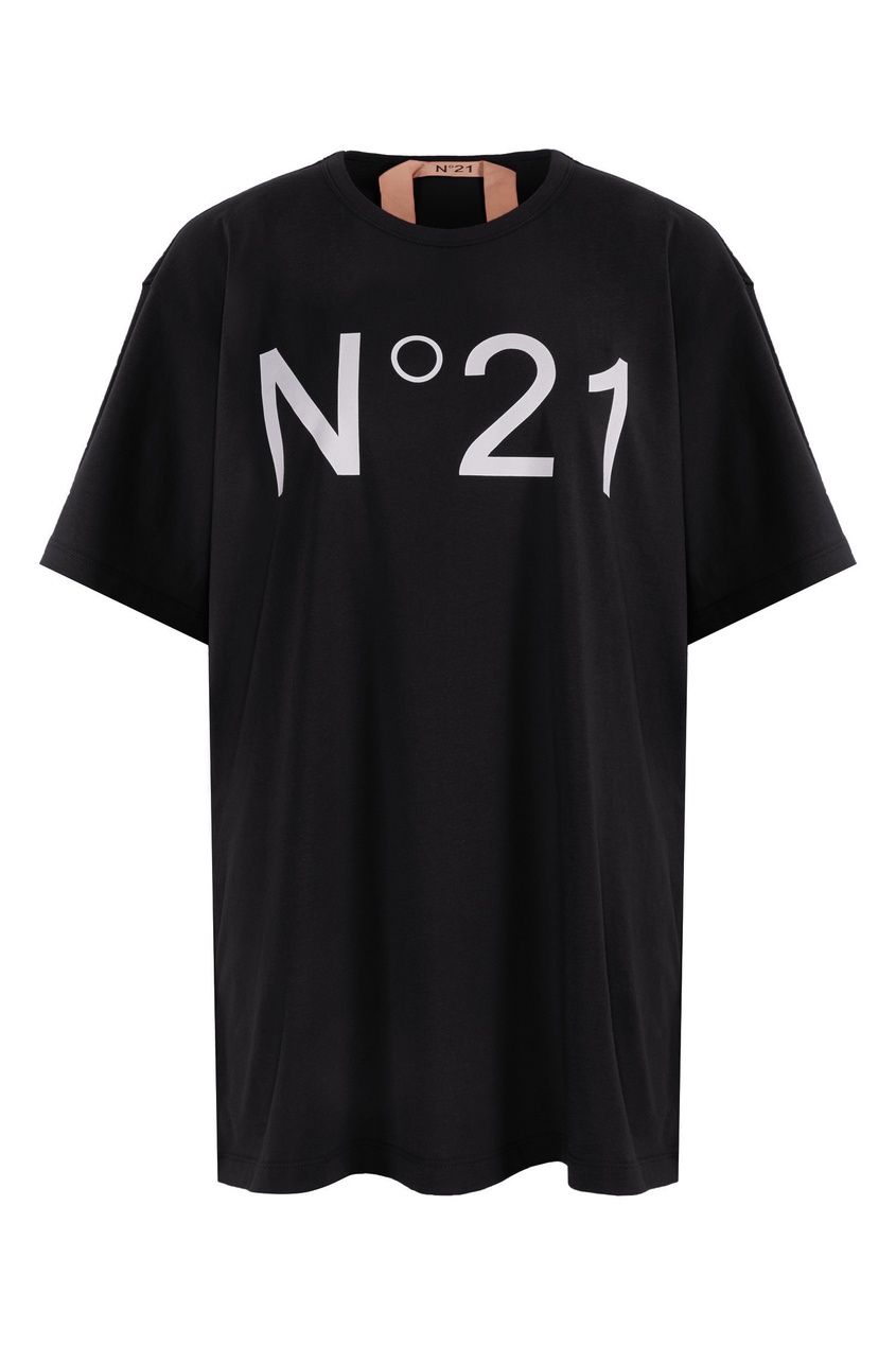 фото Черная футболка с логотипом no.21